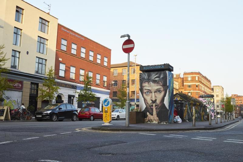 Lewis Apartment In The Heart Of The Northern Quarter Sleeps Up To 12 Manchester Exterior photo