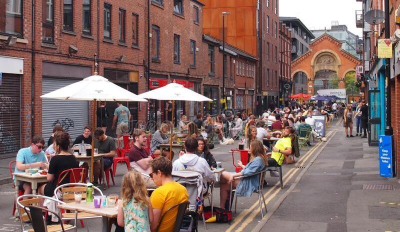 Lewis Apartment In The Heart Of The Northern Quarter Sleeps Up To 12 Manchester Exterior photo