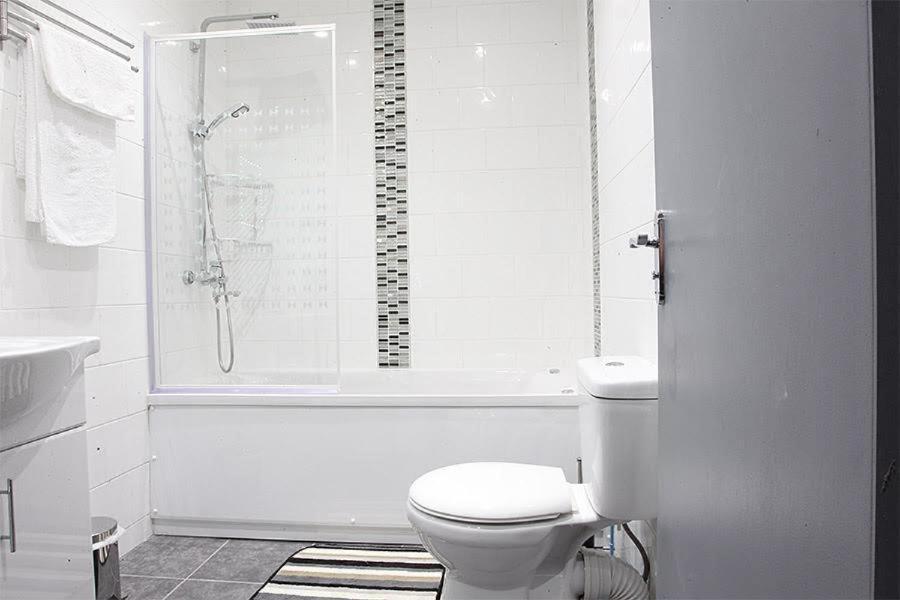 Lewis Apartment In The Heart Of The Northern Quarter Sleeps Up To 12 Manchester Exterior photo