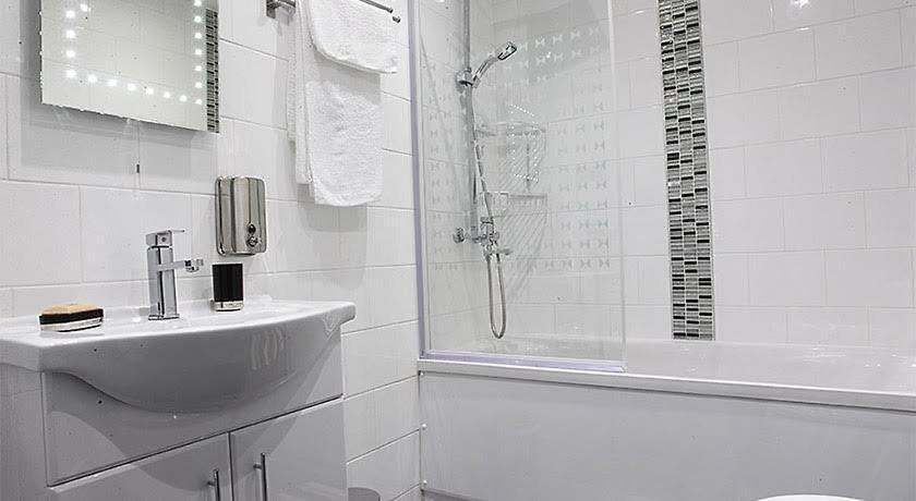 Lewis Apartment In The Heart Of The Northern Quarter Sleeps Up To 12 Manchester Exterior photo