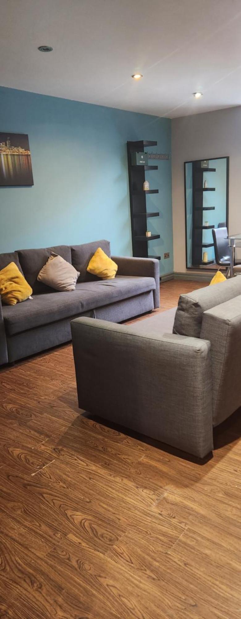 Lewis Apartment In The Heart Of The Northern Quarter Sleeps Up To 12 Manchester Exterior photo